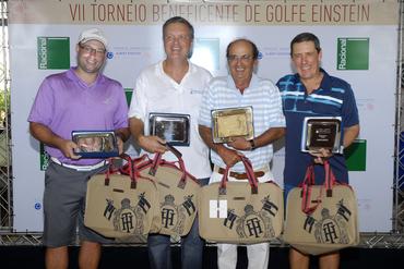 Carlos Brunetti, Elver Colombo, Fernando Pascoal e Wilson Correa vencem o 7º Torneio Beneficente de Golfe do Einstein