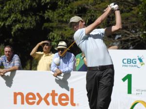 Felipe Navarro assume a liderança do CBG PRO TOUR