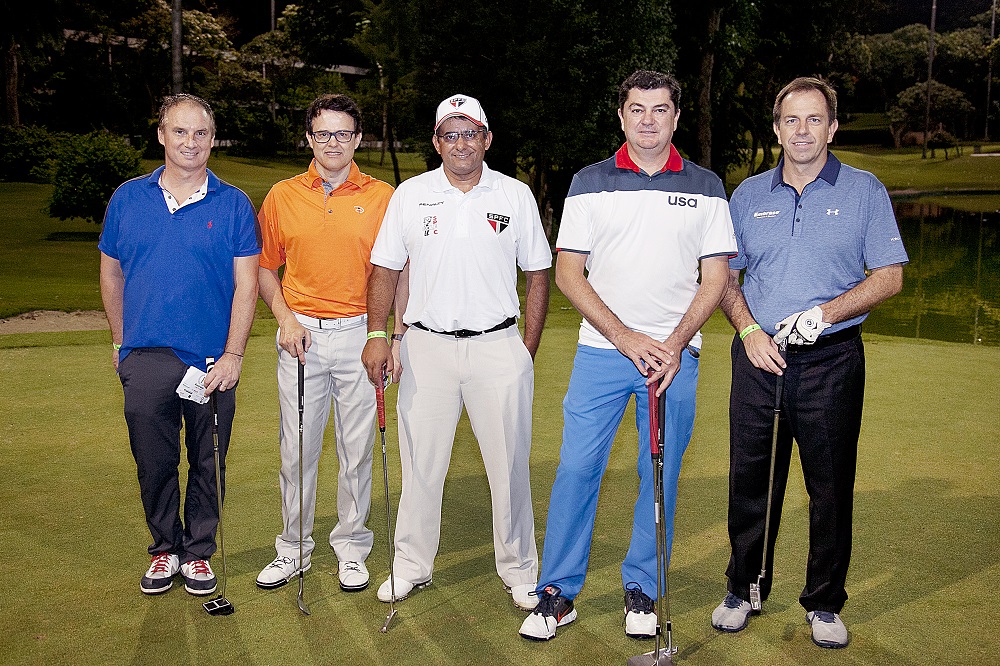 João Batista Miranda e Laércio Giglioli, campeões gerais de 2016 do Embrase Golf Friends