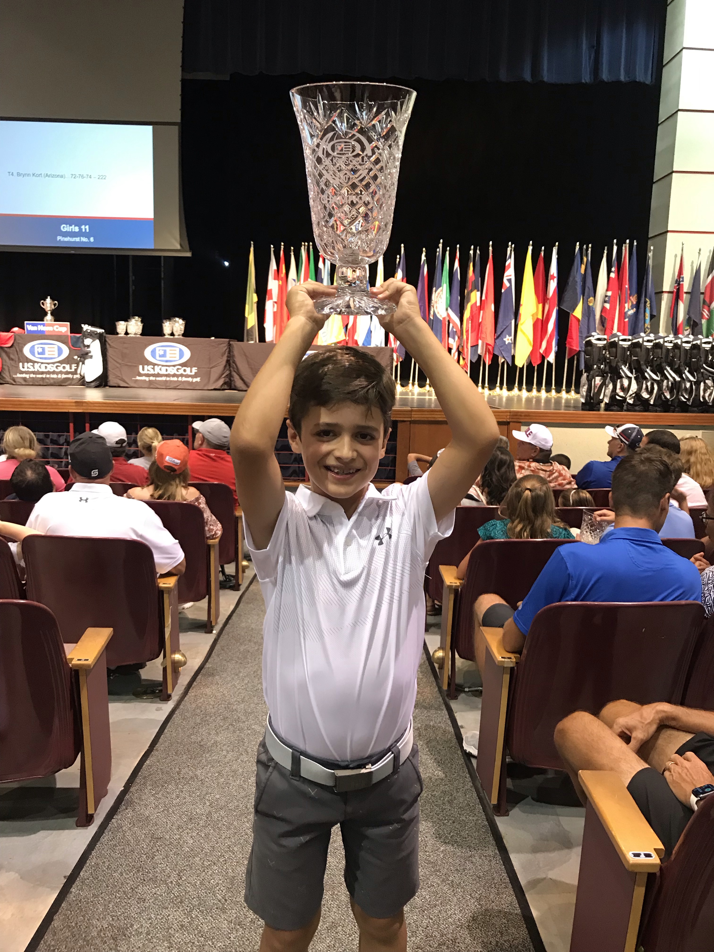 Bento Assis é tricampeão do Mundial do U.S Kids nos Estados unidos