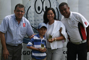 Kenzo Yui e Bruna Piccin sagraram-se campeões do Torneio Golfe Nota 10