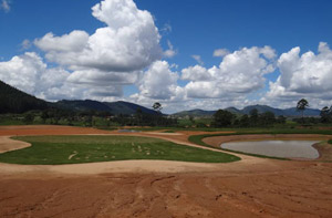 Novo campo de golfe em Poços de Caldas