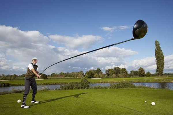 Está no Guiness Book: o maior taco de golfe do mundo