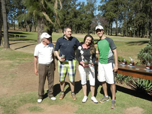 Adão Santana, headpro do campo, Sebastian Araújo, Monica Castro, e Rodrigo Santos, da Master Turismo Fotos: divulgação/Master Turismo