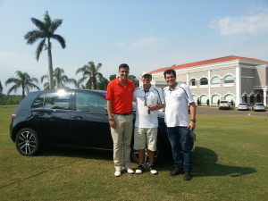 Miguel Palhota (Gerente de Golfe) Carlos Bordin (Vencedor da categoria II) Rafael Barth (Representante da VW Paraguaçu) 