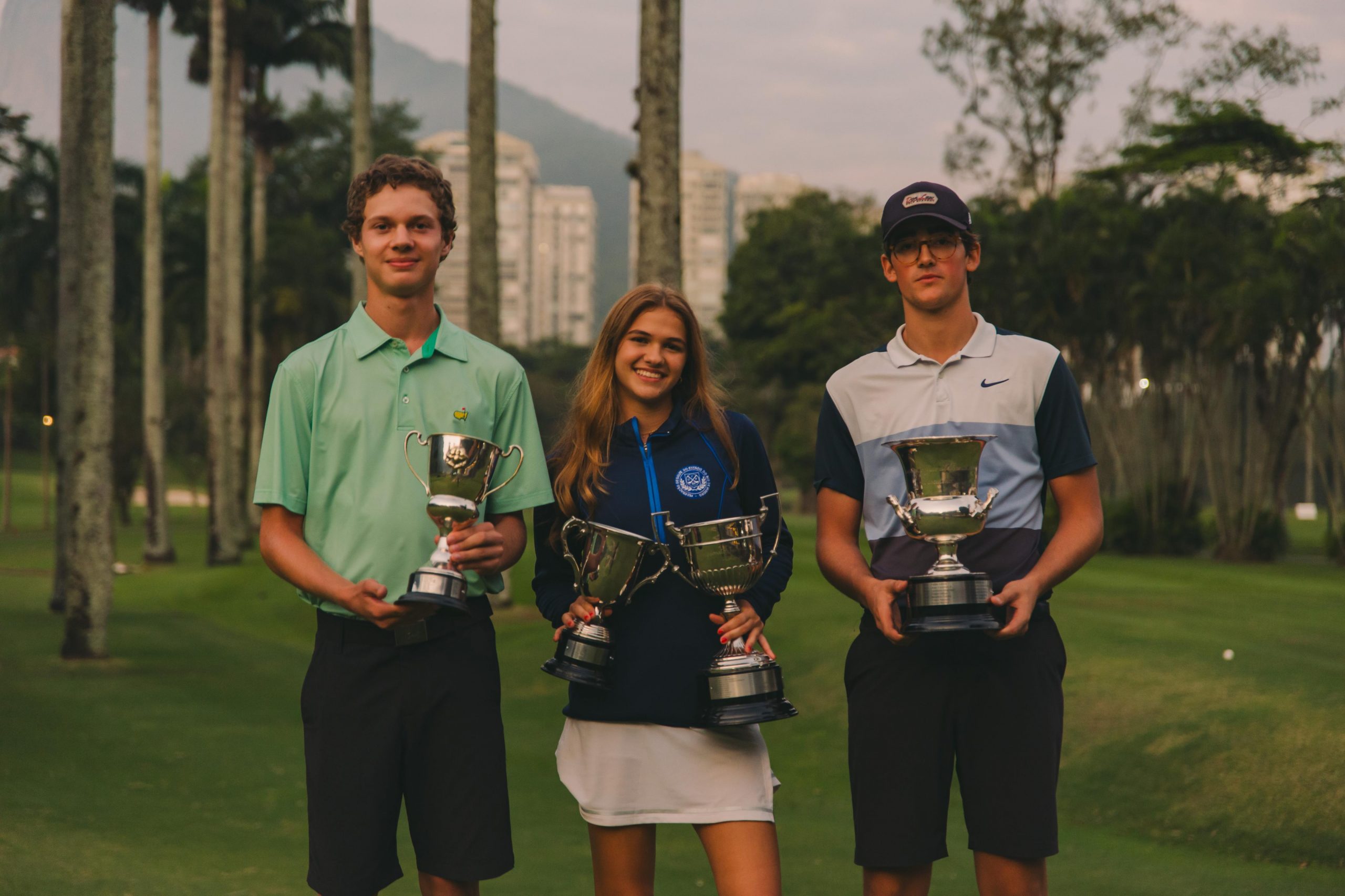 Eduardo Matarazzo, Maitri Peychaux e Gustavo Giacometti são campeões do 34º Campeonato Brasileiro Amador Pré-Juvenil e Juvenil