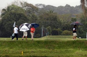 Campo do Guarujá suportou bem a chuva Foto: Rodrigo Equi 