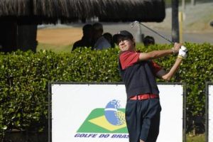 Guilherme Grinberg, número 1 do ranking pré-juvenil brasileiro (Foto: Zeca Resendes/CBG