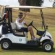 Roqueiro Alice Cooper joga golfe no Alphaville
